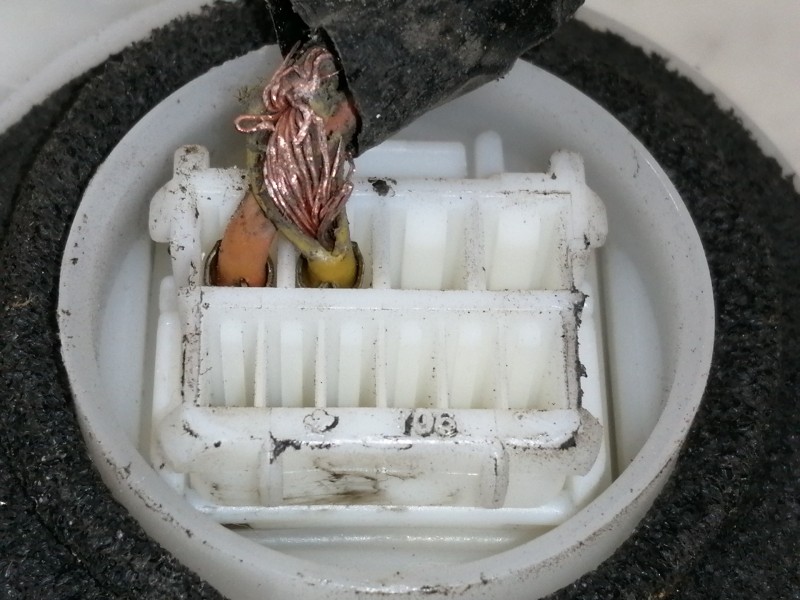 Recambio de cerradura puerta trasera izquierda para honda cr-v (re) comfort referencia OEM IAM   