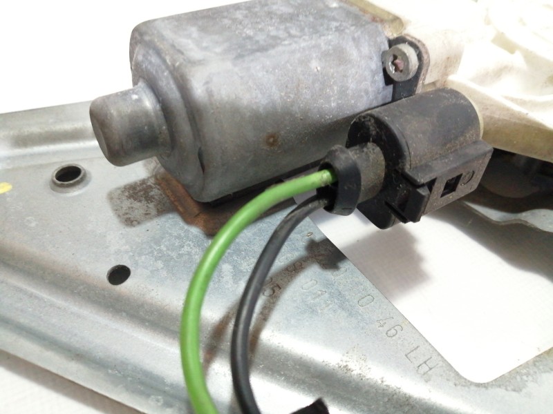 Recambio de elevalunas delantero izquierdo para volkswagen crafter combi (2e) combi, techo elevado 35 referencia OEM IAM 9951851