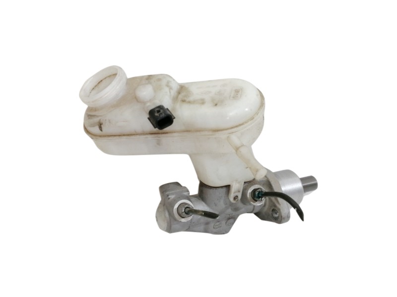 Recambio de bomba freno para renault twingo authentique referencia OEM IAM 8200403300  