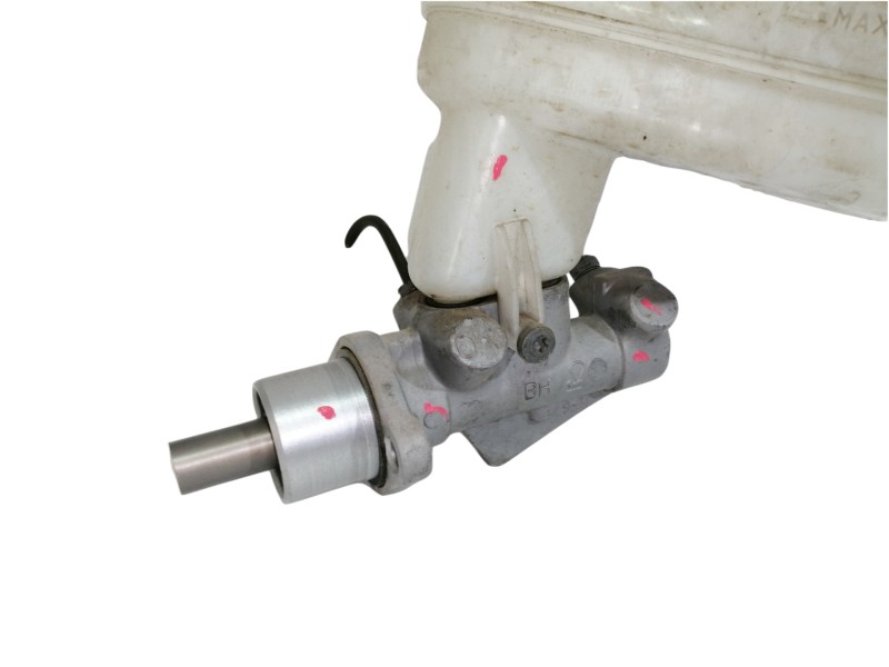 Recambio de bomba freno para renault twingo authentique referencia OEM IAM 8200403300  