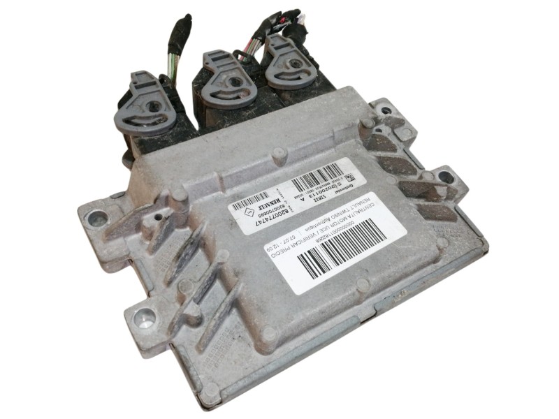 Recambio de centralita motor uce para renault twingo authentique referencia OEM IAM 8200774747  