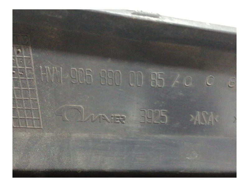 Recambio de rejilla delantera para volkswagen crafter combi (2e) combi, techo elevado 35 referencia OEM IAM 9068800085  