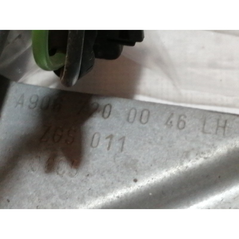 Recambio de elevalunas delantero izquierdo para volkswagen crafter combi (2e) combi, techo elevado 35 referencia OEM IAM A906720