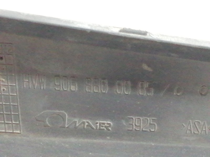 Recambio de rejilla delantera para volkswagen crafter combi (2e) combi, techo elevado 35 referencia OEM IAM 9068800085  