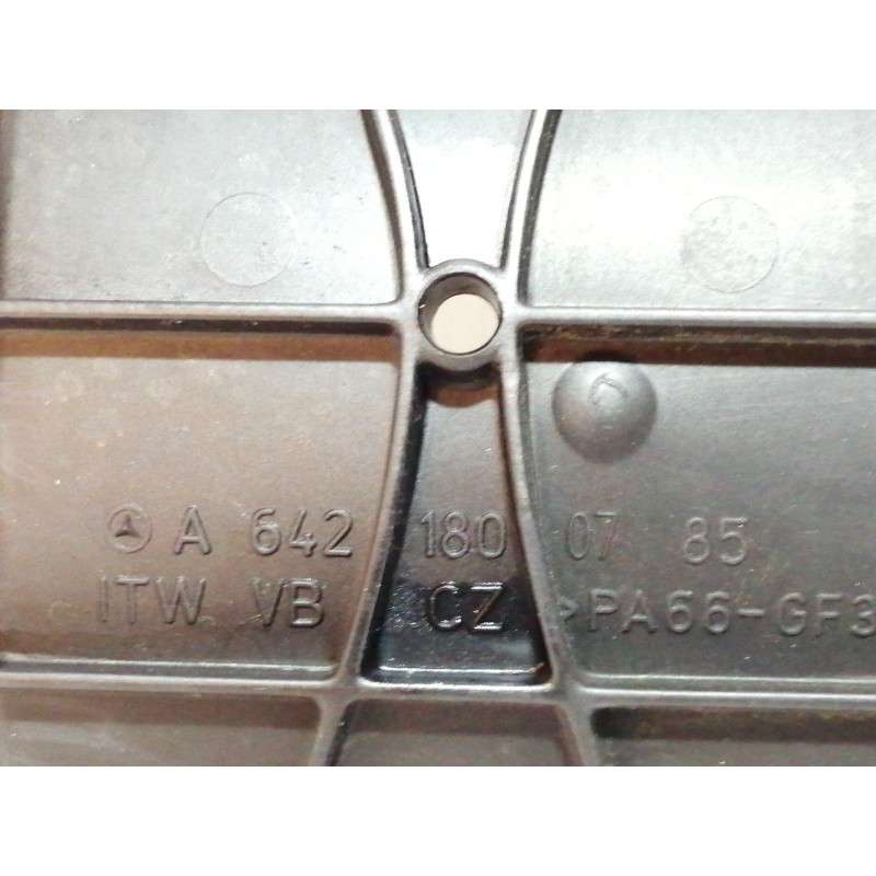 Recambio de despiece motor para mercedes-benz clase clk (w209) coupe 320 cdi (209.320) referencia OEM IAM A6421800785  