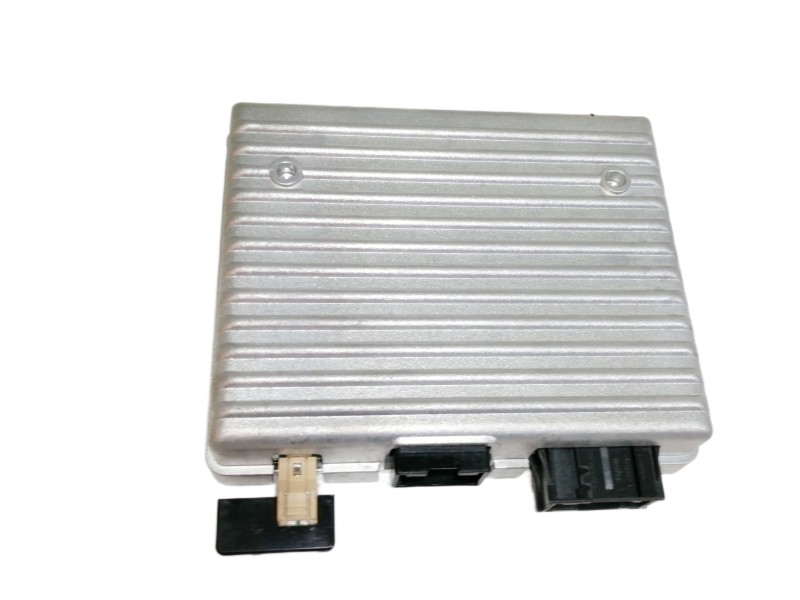 Recambio de modulo electronico para opel insignia berlina cosmo referencia OEM IAM 13314405  