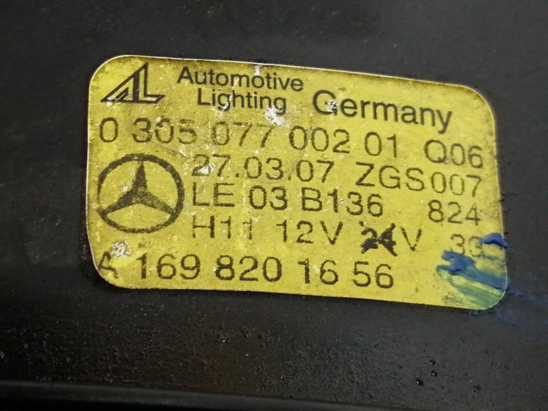 Recambio de faro antiniebla izquierdo para mercedes-benz clase clk (w209) coupe 320 cdi (209.320) referencia OEM IAM A1698201656
