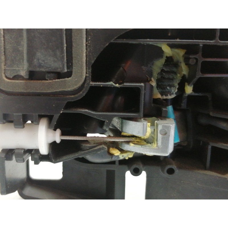 Recambio de maneta interior trasera derecha para peugeot 3008 active referencia OEM IAM 311337  