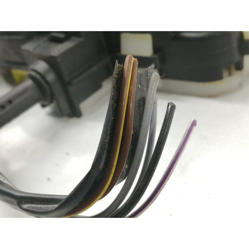 Recambio de cerradura puerta delantera izquierda para opel insignia berlina cosmo referencia OEM IAM 13503149  