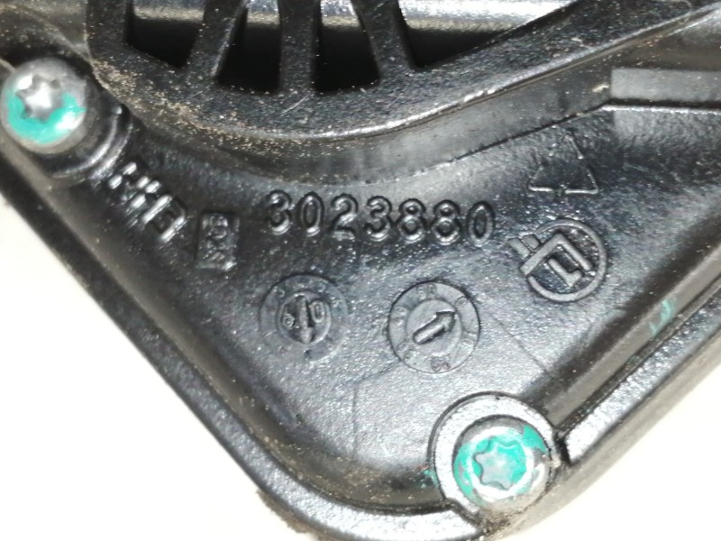 Recambio de cerradura puerta trasera derecha para opel insignia berlina cosmo referencia OEM IAM 3023880  