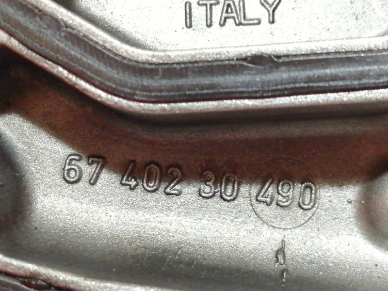 Recambio de soporte filtro aceite para mercedes-benz clase clk (w209) coupe 320 cdi (209.320) referencia OEM IAM A6421800010  