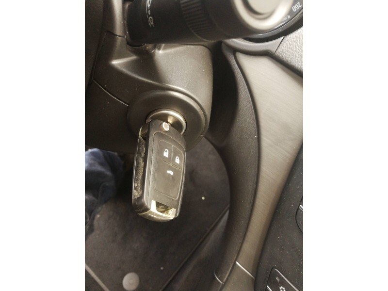 Recambio de conmutador de arranque para opel insignia berlina cosmo referencia OEM IAM 13243373  