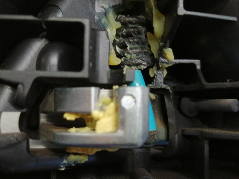 Recambio de maneta interior delantera derecha para peugeot 3008 active referencia OEM IAM 98201552  