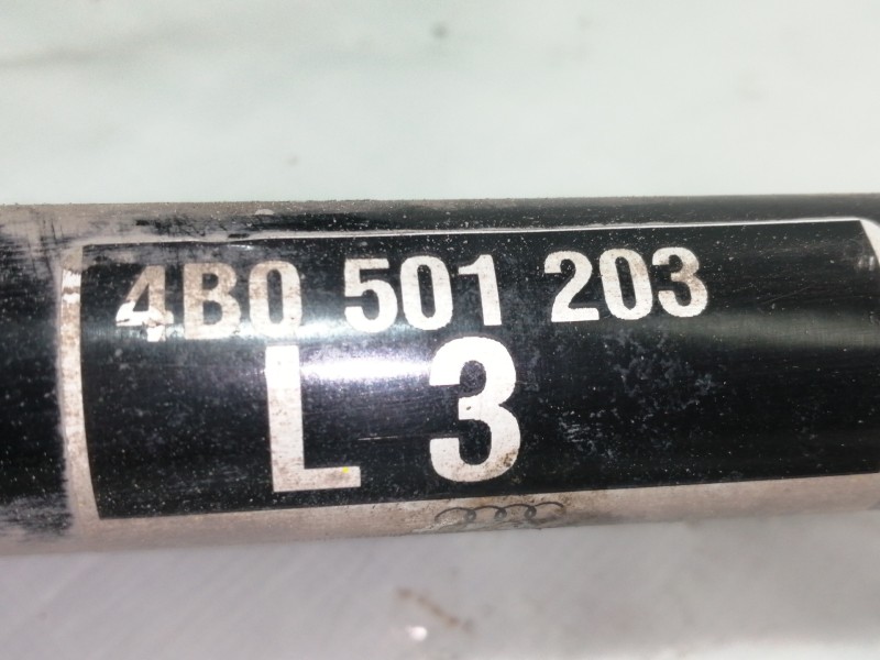 Recambio de transmision trasera derecha para audi a6 berlina (4b2) 2.4 (121kw) referencia OEM IAM 4B0501203  