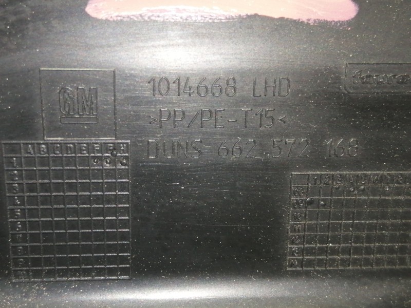 Recambio de guantera para opel insignia berlina cosmo referencia OEM IAM 13308554  