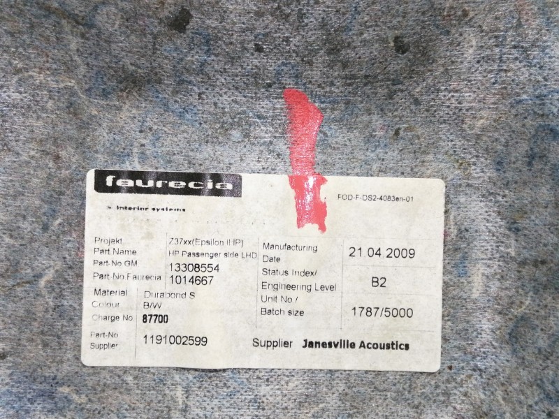 Recambio de guantera para opel insignia berlina cosmo referencia OEM IAM 13308554  