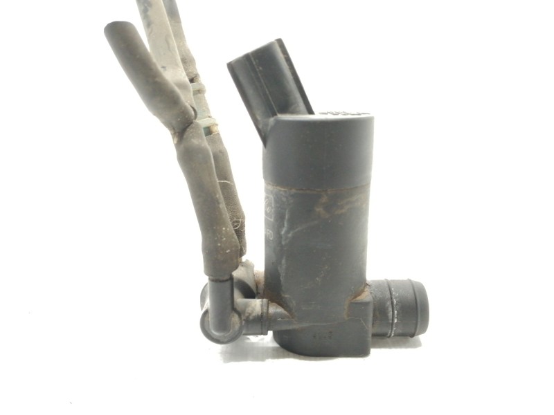 Recambio de bomba limpia para volvo xc70 2.4 d awd kinetic referencia OEM IAM 1S7117K624  