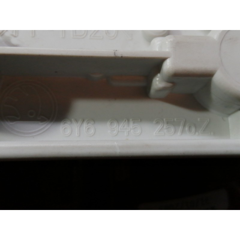 Recambio de piloto trasero derecho para skoda fabia (6y2/6y3) comfort referencia OEM IAM 6Y6945257  