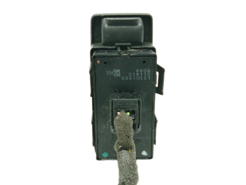 Recambio de mando elevalunas trasero izquierdo para opel insignia berlina cosmo referencia OEM IAM 13222231  