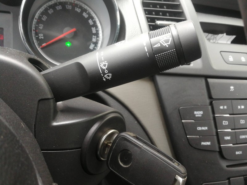 Recambio de mando multifuncion para opel insignia berlina cosmo referencia OEM IAM 13243595  