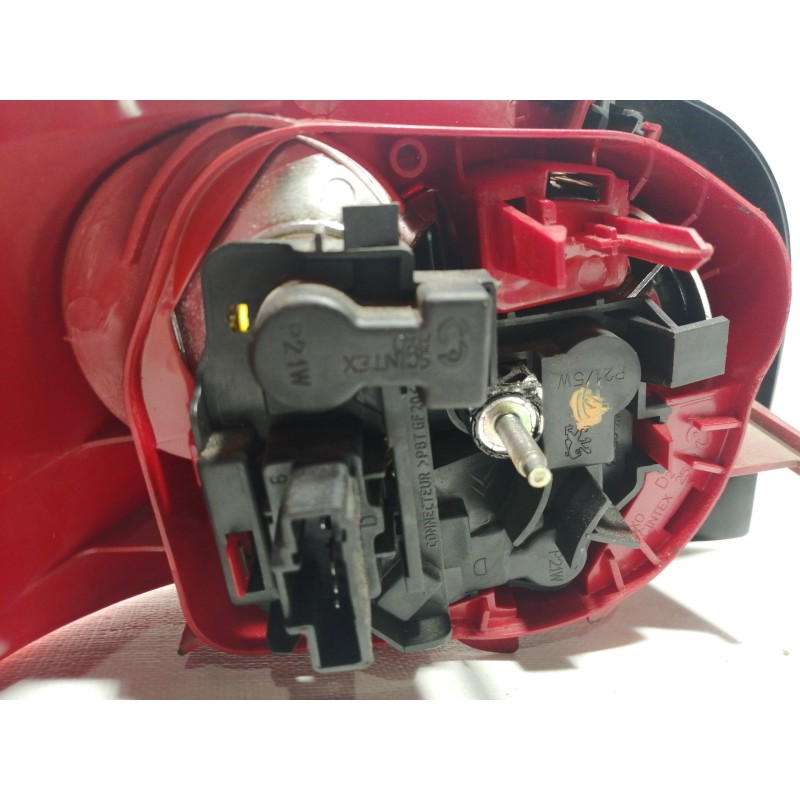 Recambio de piloto trasero derecho para peugeot 206 cc cc quiksilver referencia OEM IAM   