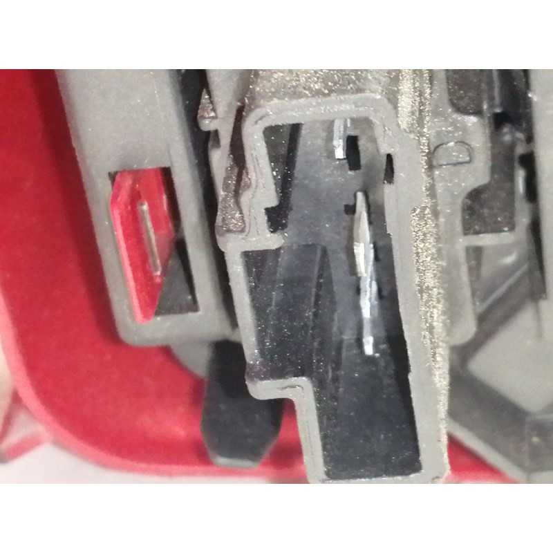 Recambio de piloto trasero derecho para peugeot 206 cc cc quiksilver referencia OEM IAM   