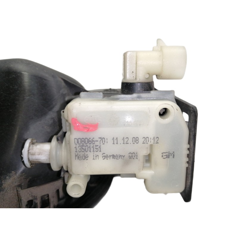 Recambio de tapa exterior combustible para opel insignia berlina cosmo referencia OEM IAM 13267340  