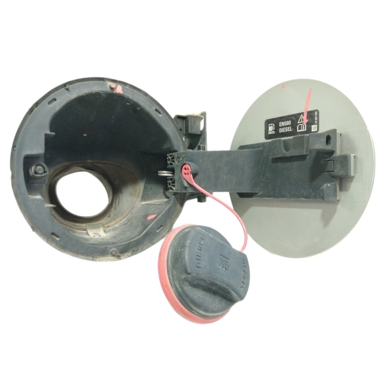 Recambio de tapa exterior combustible para opel insignia berlina cosmo referencia OEM IAM 13267340  