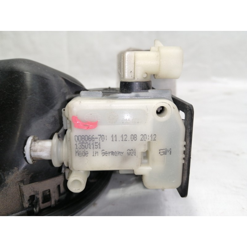 Recambio de tapa exterior combustible para opel insignia berlina cosmo referencia OEM IAM 13267340  