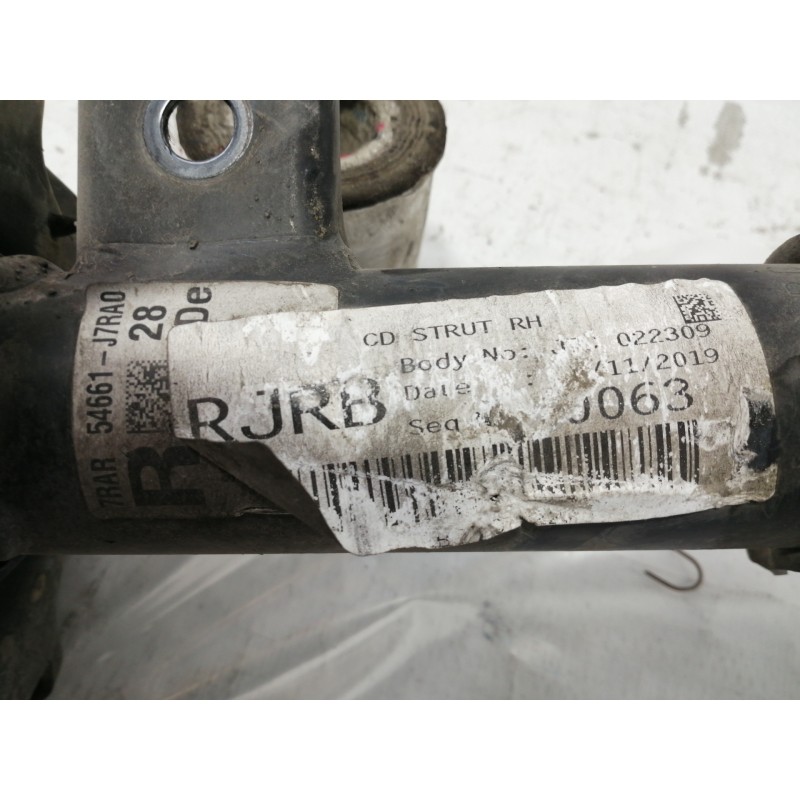 Recambio de amortiguador delantero derecho para kia xceed business referencia OEM IAM 54661J7RA0  