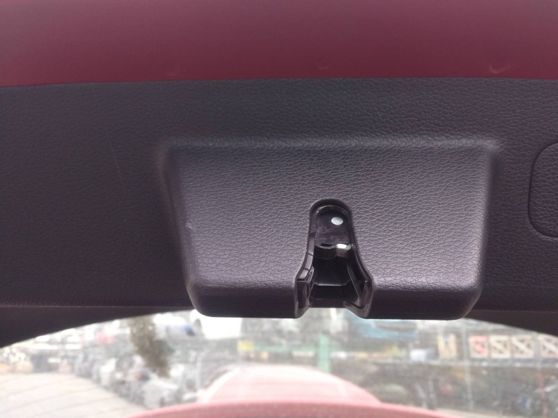 Recambio de cerradura maletero / porton para kia xceed business referencia OEM IAM 0H1M5483  