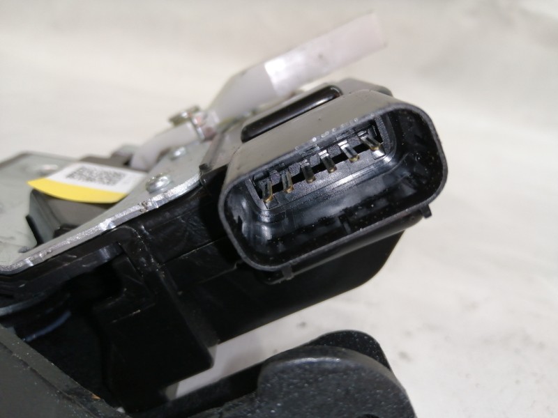 Recambio de cerradura maletero / porton para kia xceed business referencia OEM IAM 0H1M5483  