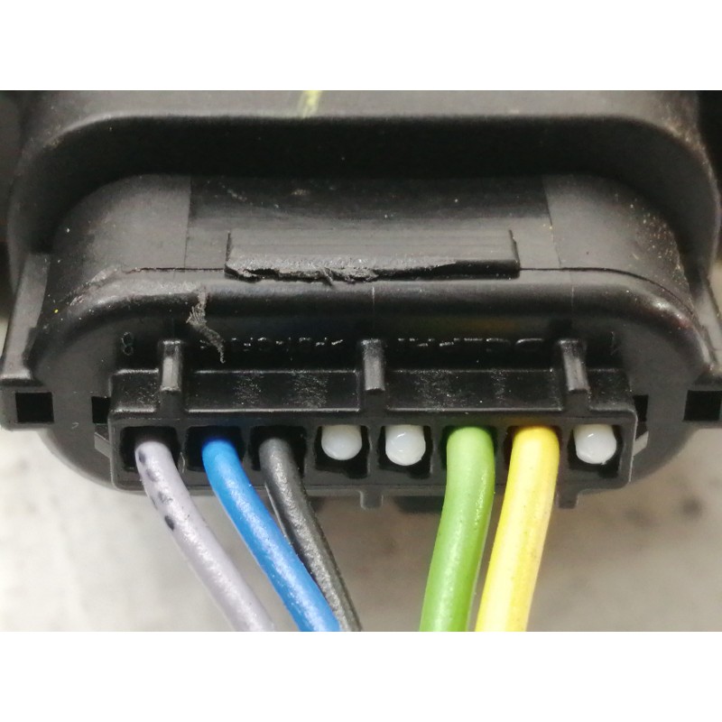 Recambio de cerradura puerta delantera derecha para kia xceed business referencia OEM IAM 81320J7000 CD052RHDD 20190826204316