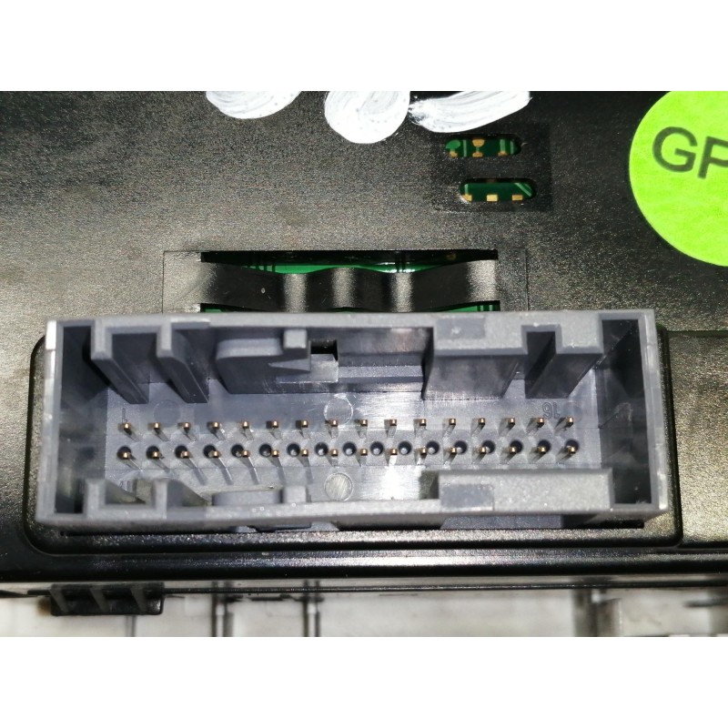 Recambio de mando calefaccion / aire acondicionado para opel zafira b essentia referencia OEM IAM 13231053 0AM7508C68 