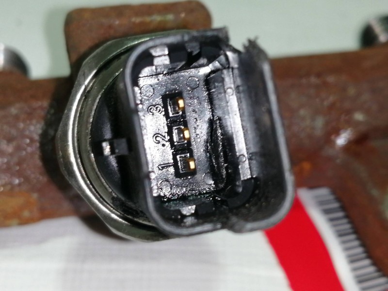 Recambio de rampa inyectora para nissan qashqai (j10) 1.5 turbodiesel cat referencia OEM IAM 8200704212  