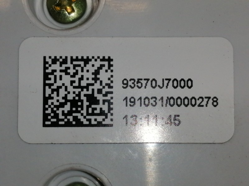 Recambio de mando elevalunas delantero izquierdo para kia xceed business referencia OEM IAM 93570J7000  