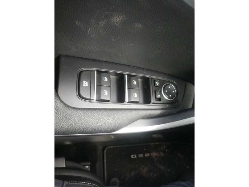 Recambio de mando elevalunas delantero izquierdo para kia xceed business referencia OEM IAM 93570J7000  