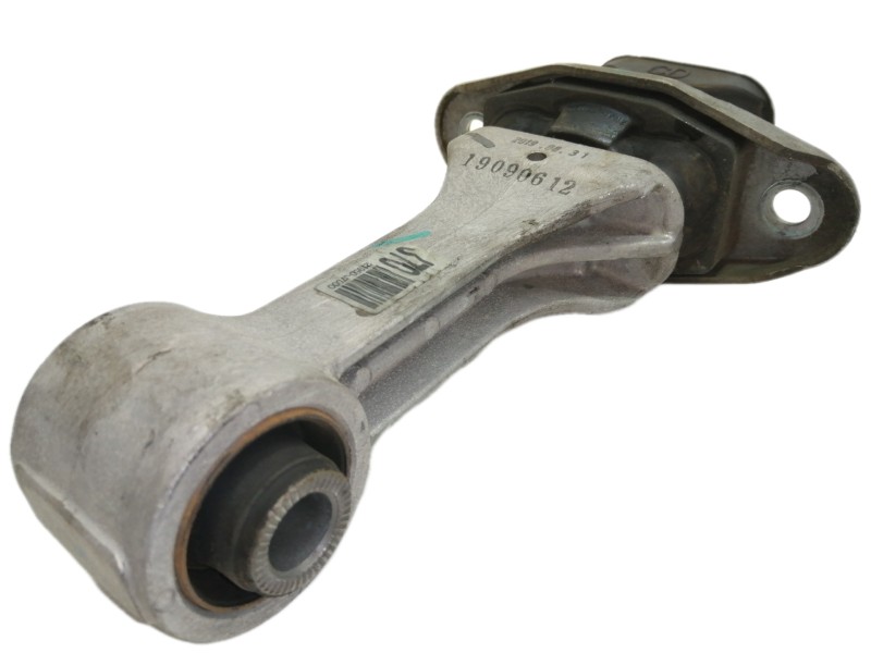 Recambio de soporte motor derecho para kia xceed business referencia OEM IAM 21950J7000  