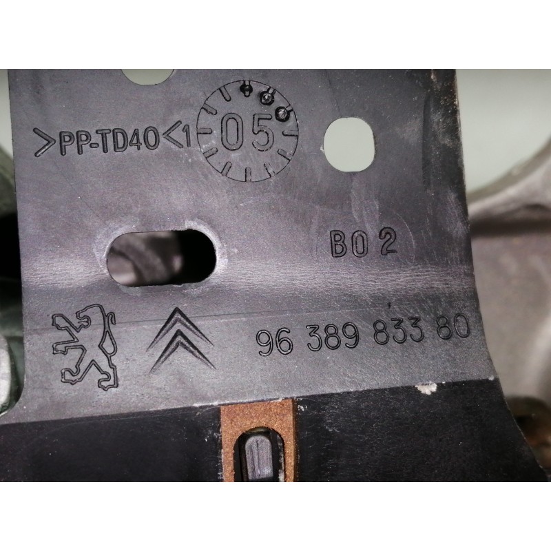 Recambio de columna direccion para citroën c4 berlina 1.6 16v hdi referencia OEM IAM 9657620377 9638983380 