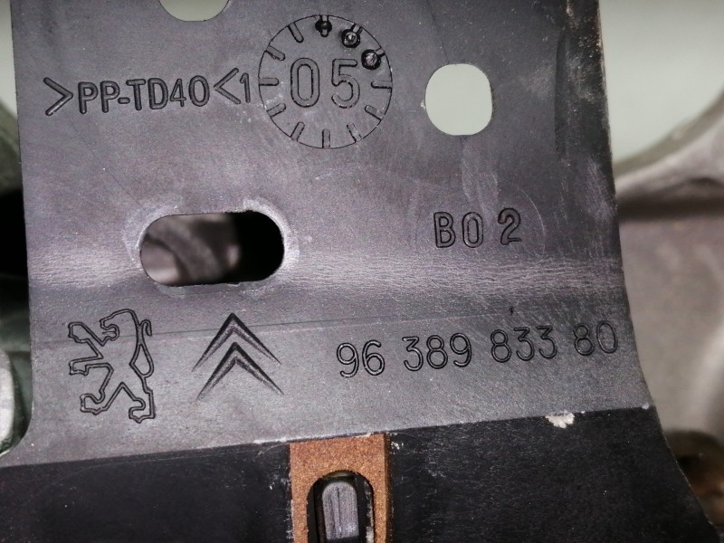 Recambio de columna direccion para citroën c4 berlina 1.6 16v hdi referencia OEM IAM 9657620377 9638983380 