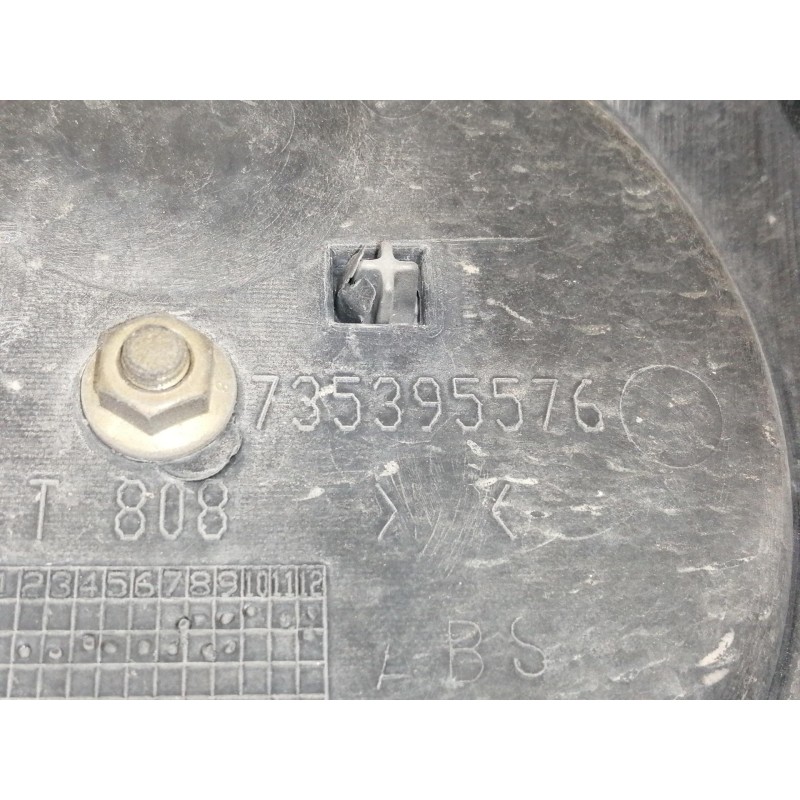 Recambio de rejilla delantera para fiat doblo (119) 1.9 jtd cat referencia OEM IAM 735395576  
