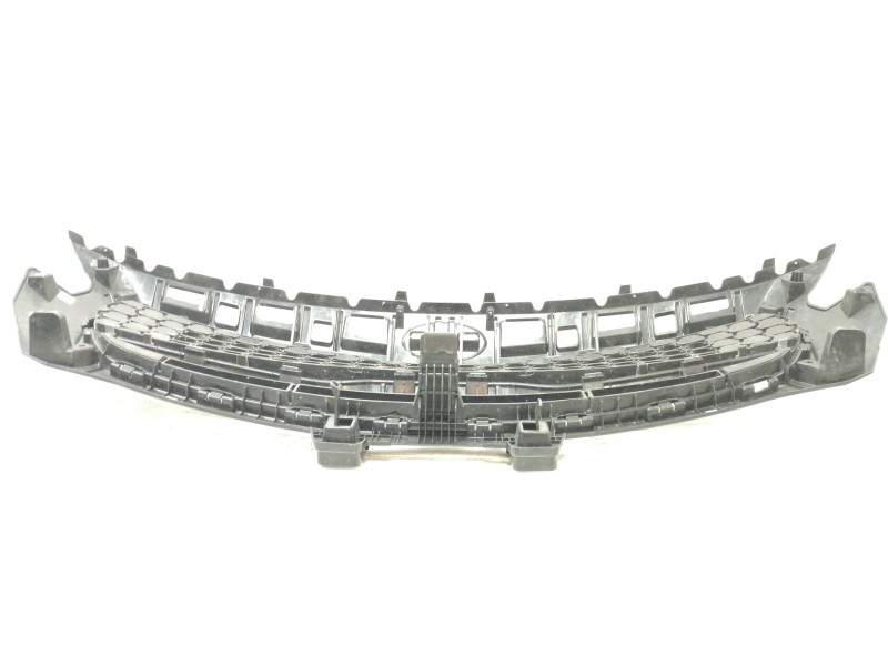 Recambio de rejilla delantera para kia xceed business referencia OEM IAM 86351J7CB0  