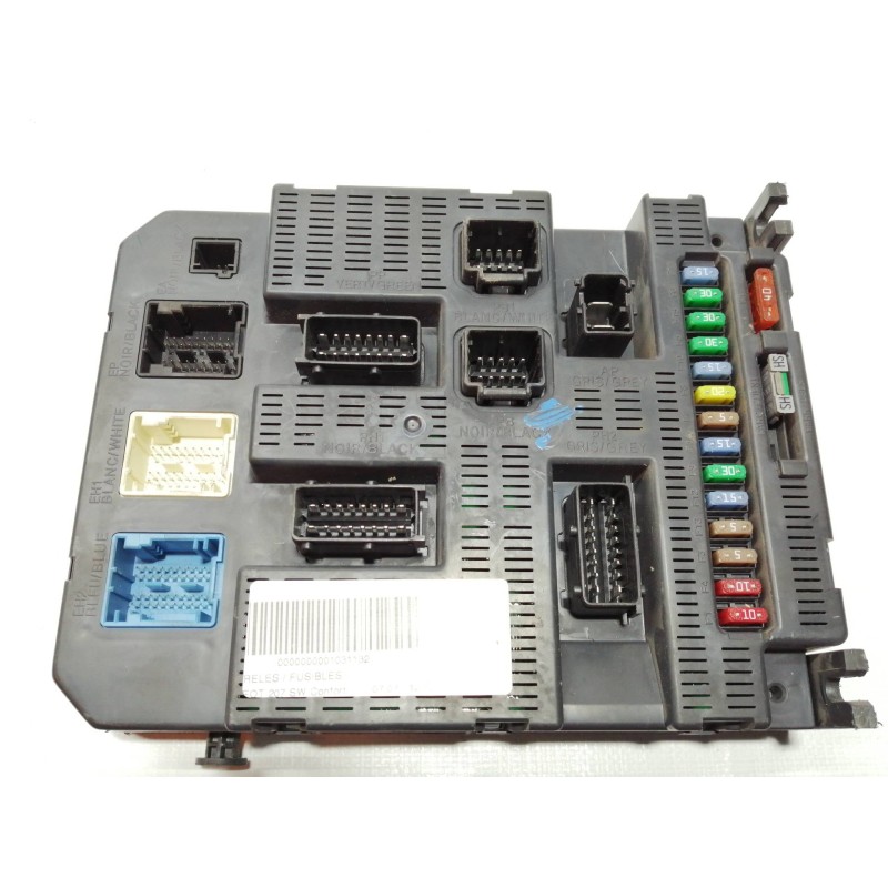 Recambio de caja reles / fusibles para peugeot 207 sw confort referencia OEM IAM 9663798280  
