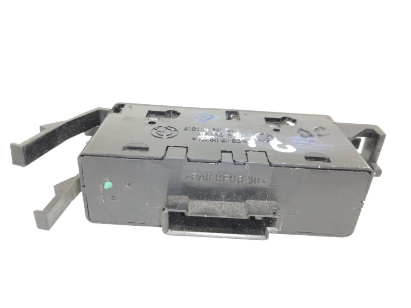 Recambio de mando elevalunas delantero derecho para bmw serie 3 berlina (e46) 328i referencia OEM IAM 61318381514  