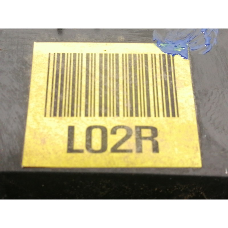 Recambio de moldura para hyundai kona sle 2wd referencia OEM IAM 85840J9000  