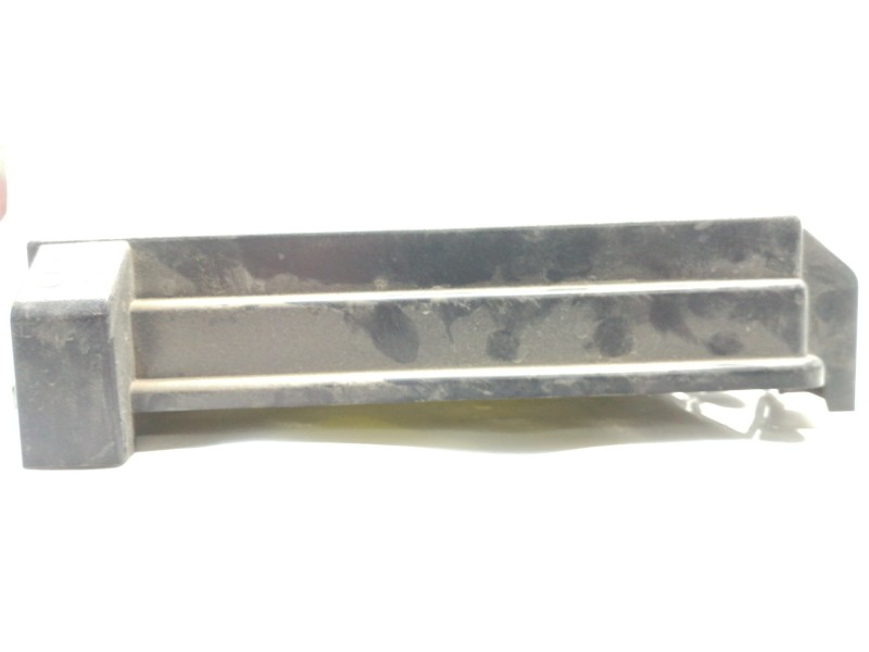 Recambio de caja reles / fusibles para ssangyong actyon 200 xdi referencia OEM IAM AK6188  