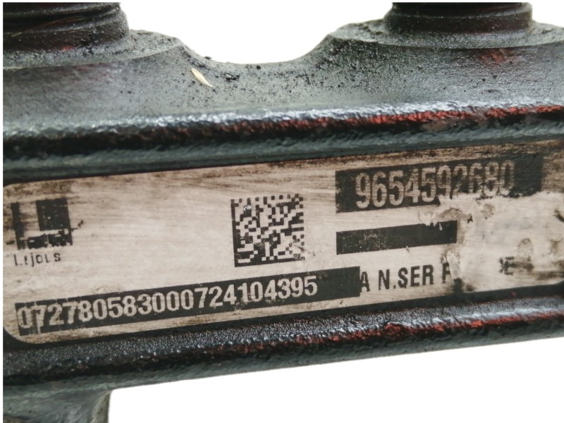 Recambio de rampa inyectora para peugeot 207 confort referencia OEM IAM 9654592680  