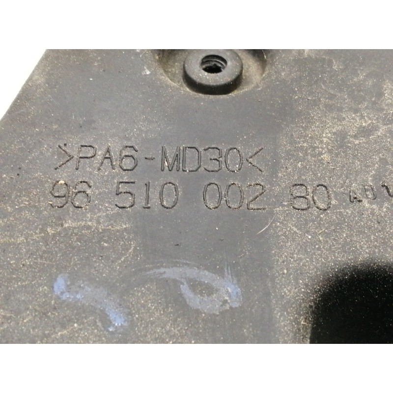 Recambio de tapa distribucion para peugeot 207 confort referencia OEM IAM 9637501080  