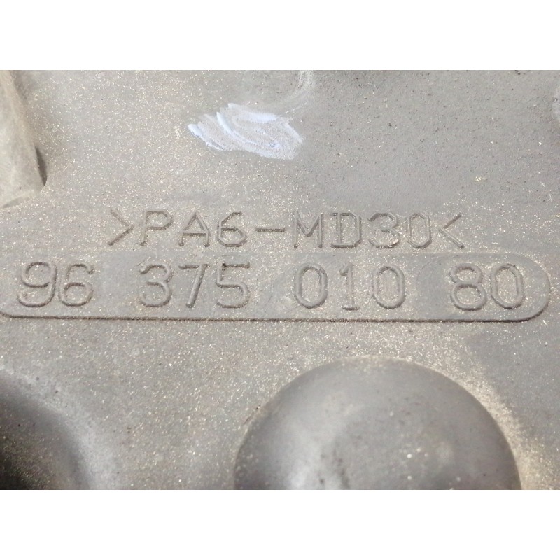 Recambio de tapa distribucion para peugeot 207 confort referencia OEM IAM 9637501080  