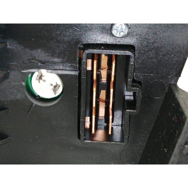 Recambio de mando calefaccion / aire acondicionado para ssangyong actyon 200 xdi referencia OEM IAM 687003100X  